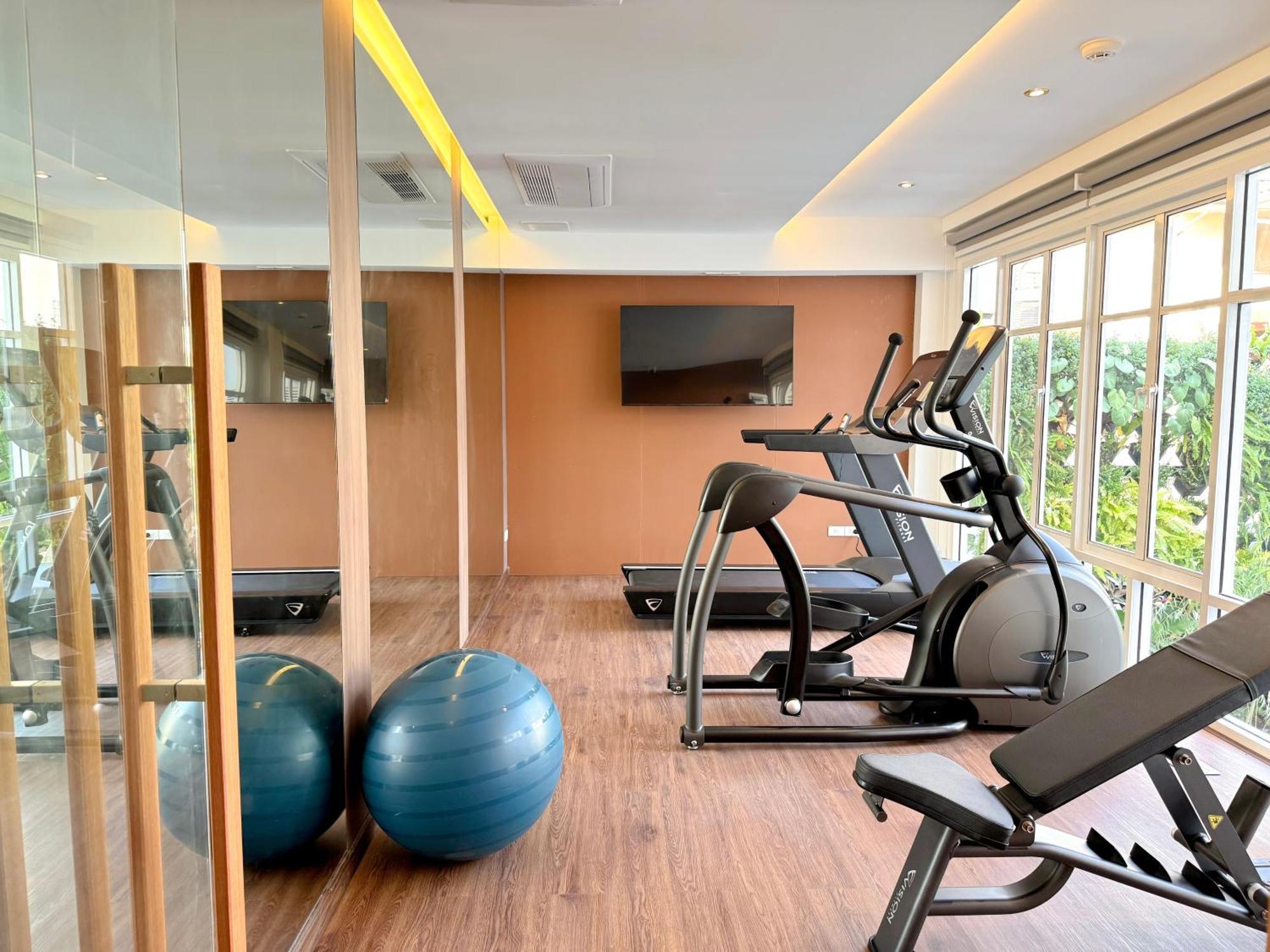 Away Chiang Mai Thapae Resort A Vegan Retreat Екстер'єр фото