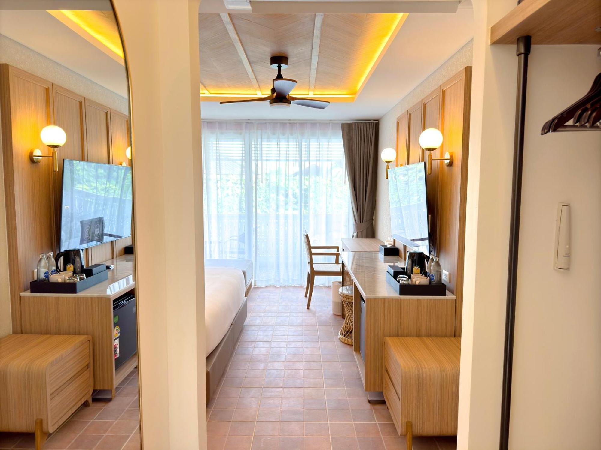 Away Chiang Mai Thapae Resort A Vegan Retreat Екстер'єр фото